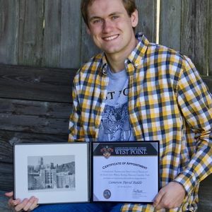 Meet your Posher, Cameron